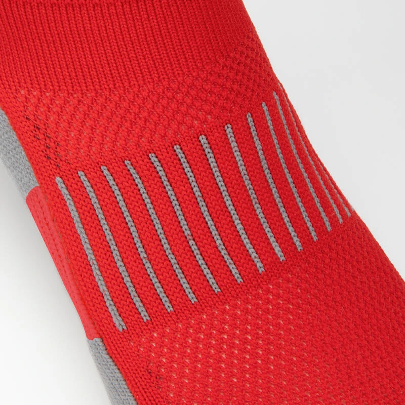 Chaussettes Hautes De Rugby Enfant R500 Rouge 3 Chaussettes Hautes De Rugby Enfant R500 Rouge – Image 3