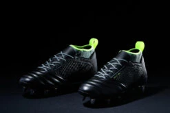 CHAUSSURES DE RUGBY VISSÉES TERRAIN GRAS IMPACT R900 8 Crampons HOMME NOIRE -Magasin De Sport De Rugby chaussures de rugby vissees terrain gras impact r900 8 crampons homme noire 7
